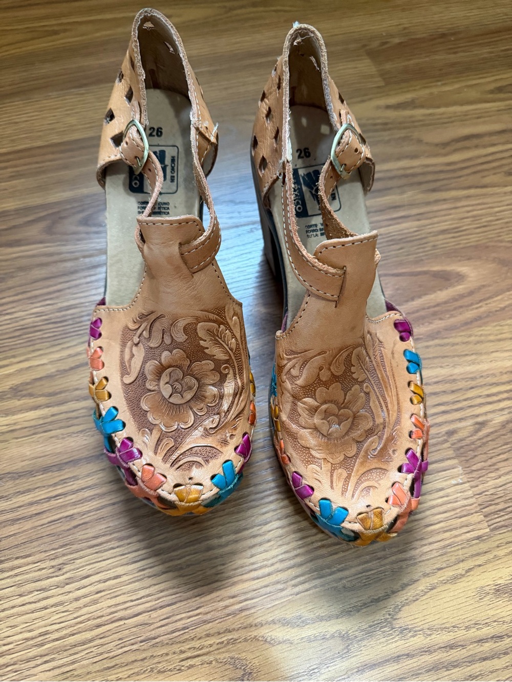 Handmade Mexican huarache chunky heel floral tooling vibrant woven leather 9.5